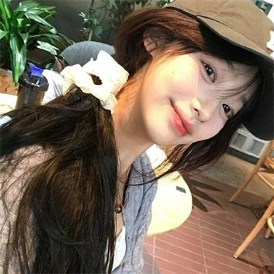 绿草如阴